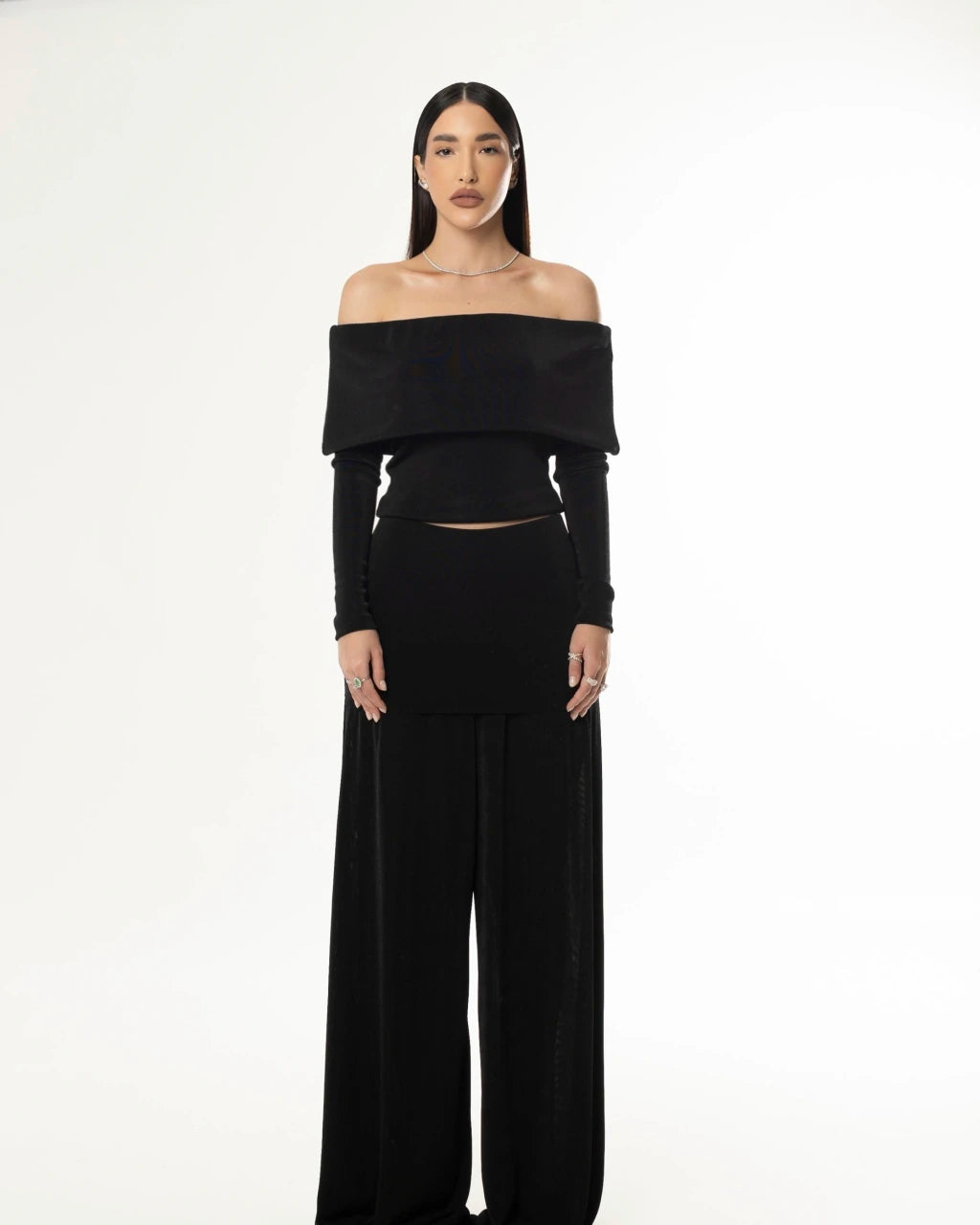 Calça com saia sobreposta - Preto