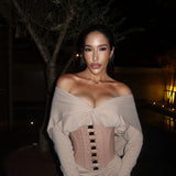 Vestido longo com capuz e costas abertas - Nude Claro