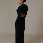 Vestido longo com capuz e costas abertas - Preto