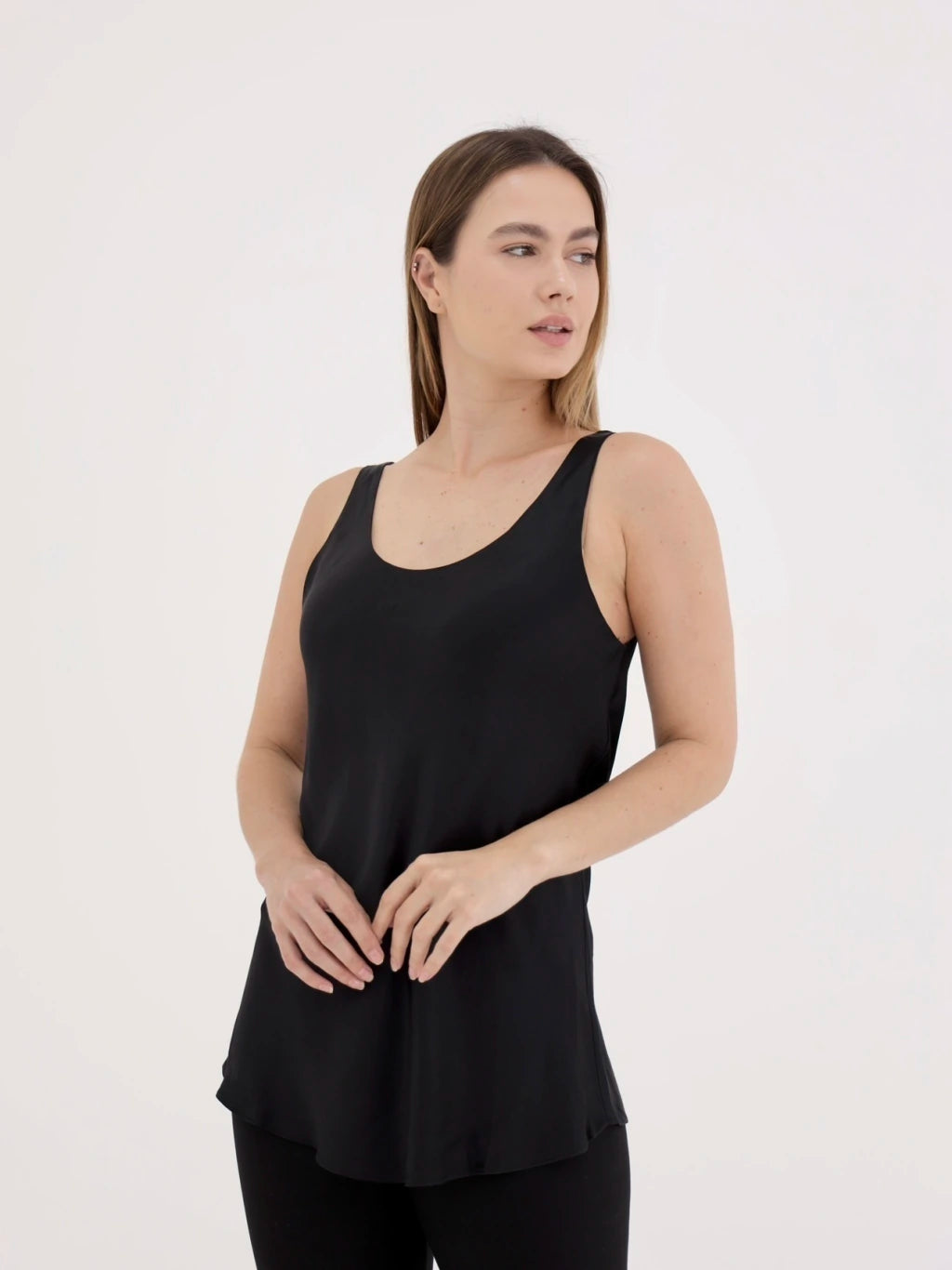 Regata Alongada - Preta