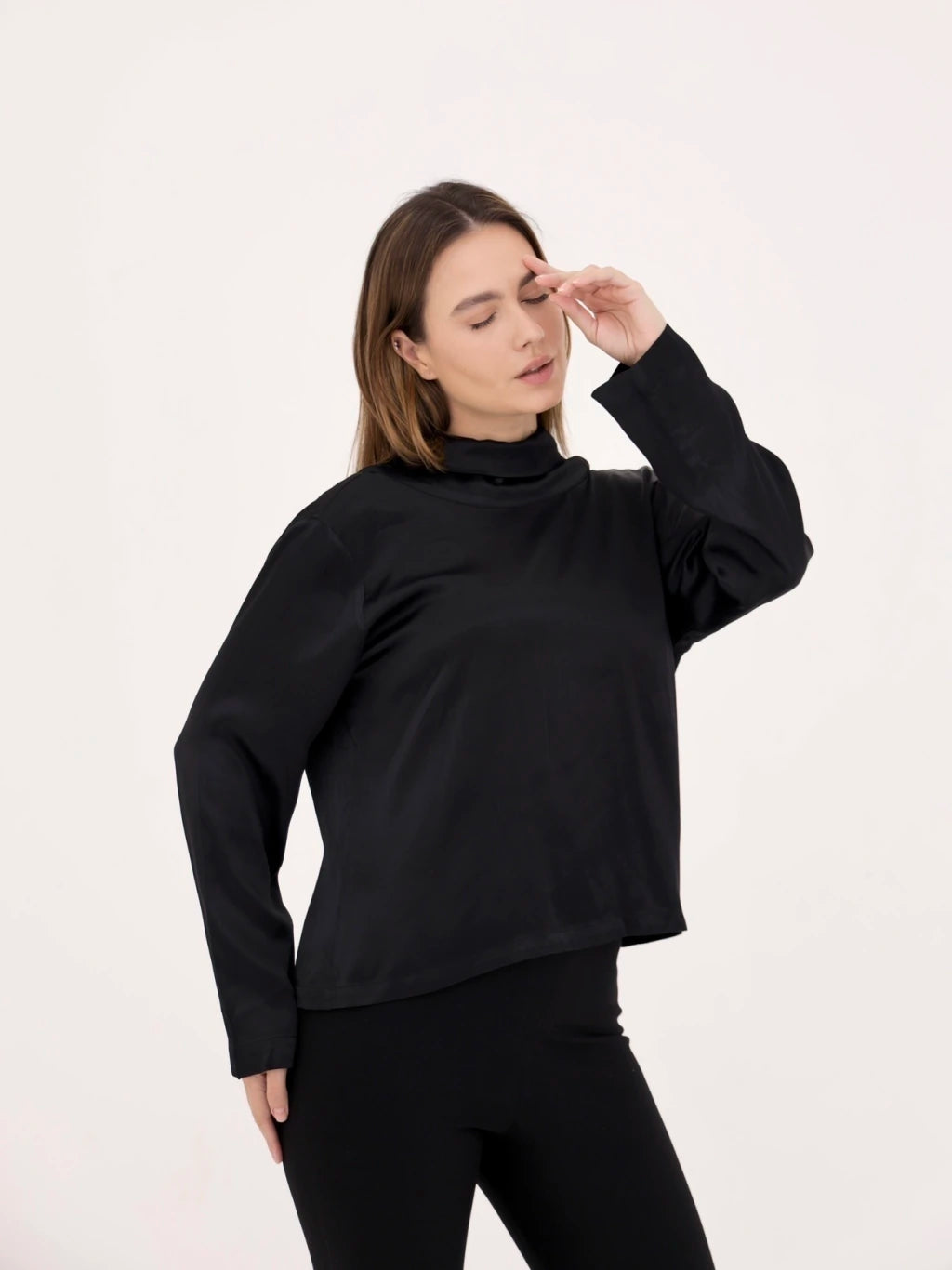 Blusa de costas abertas - Preta