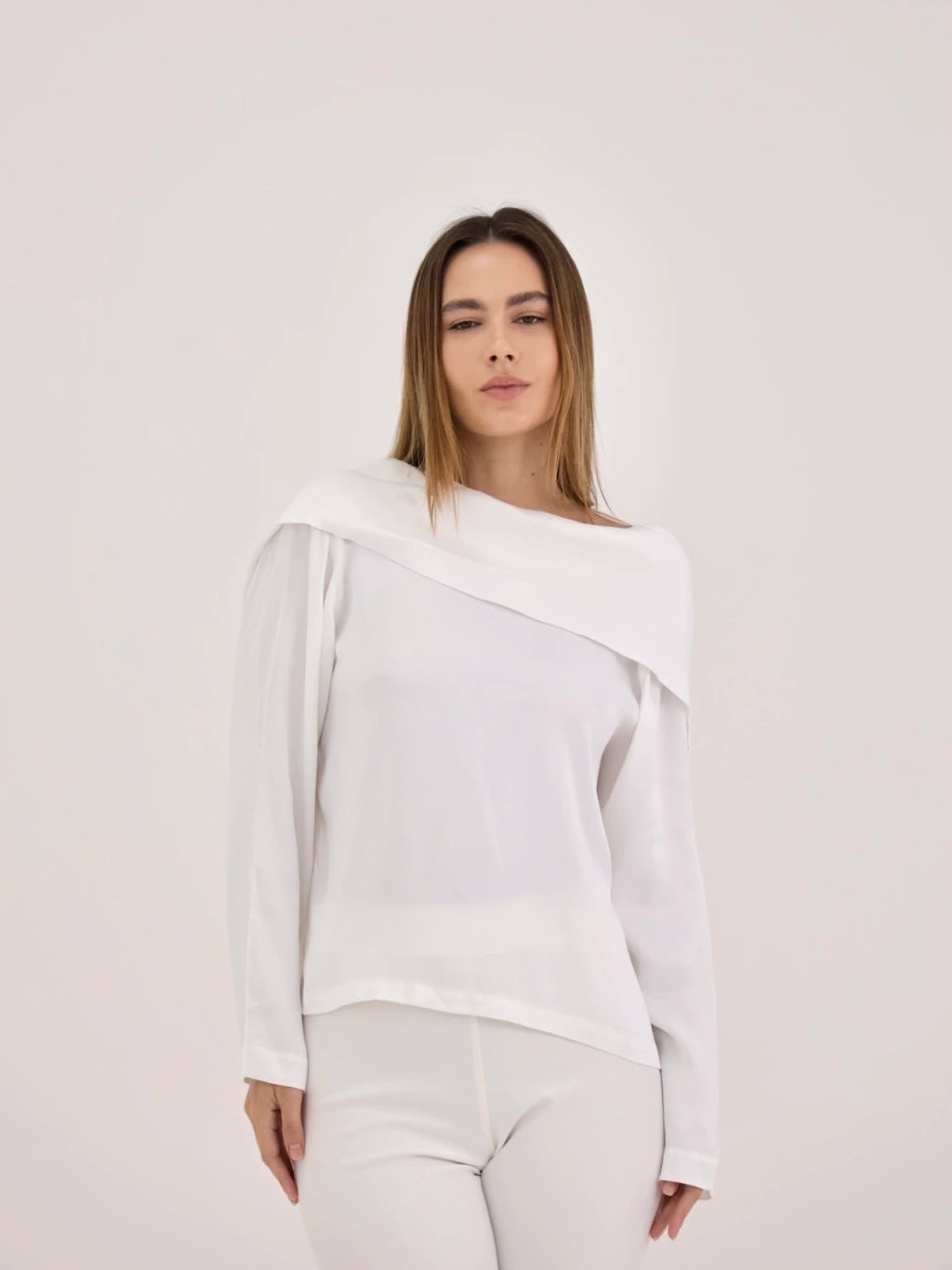Blusa de costas abertas - Off white
